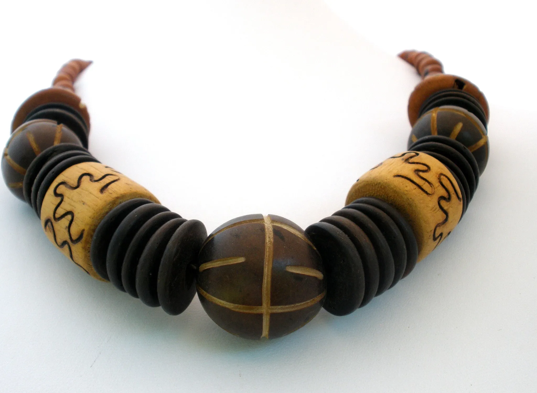 Chunky Wood Bead Necklace Hand Carved Vintage