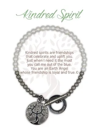 EARTH ANGEL SHELL PEARL BRACELET - KINDRED SPIRIT