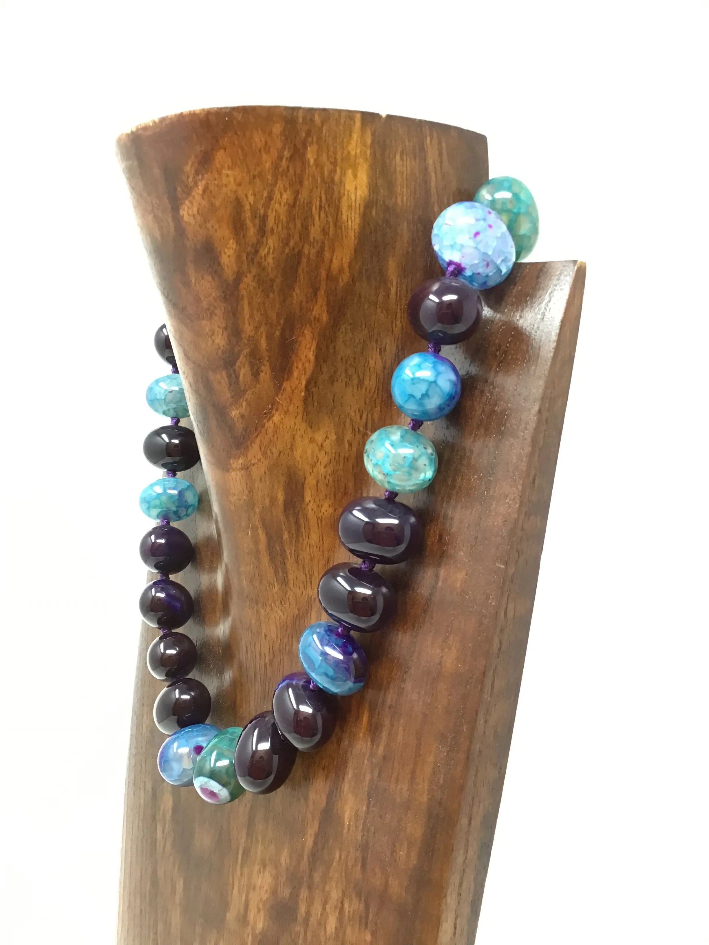 Oval Cut Agate Bead necklace