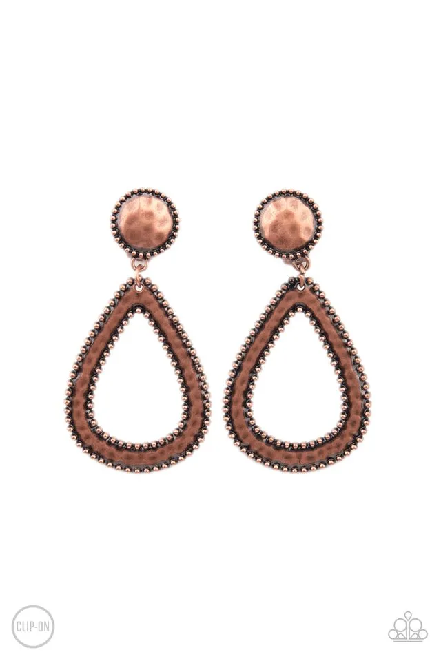 Paparazzi Earring ~ Beyond The Borders - Copper