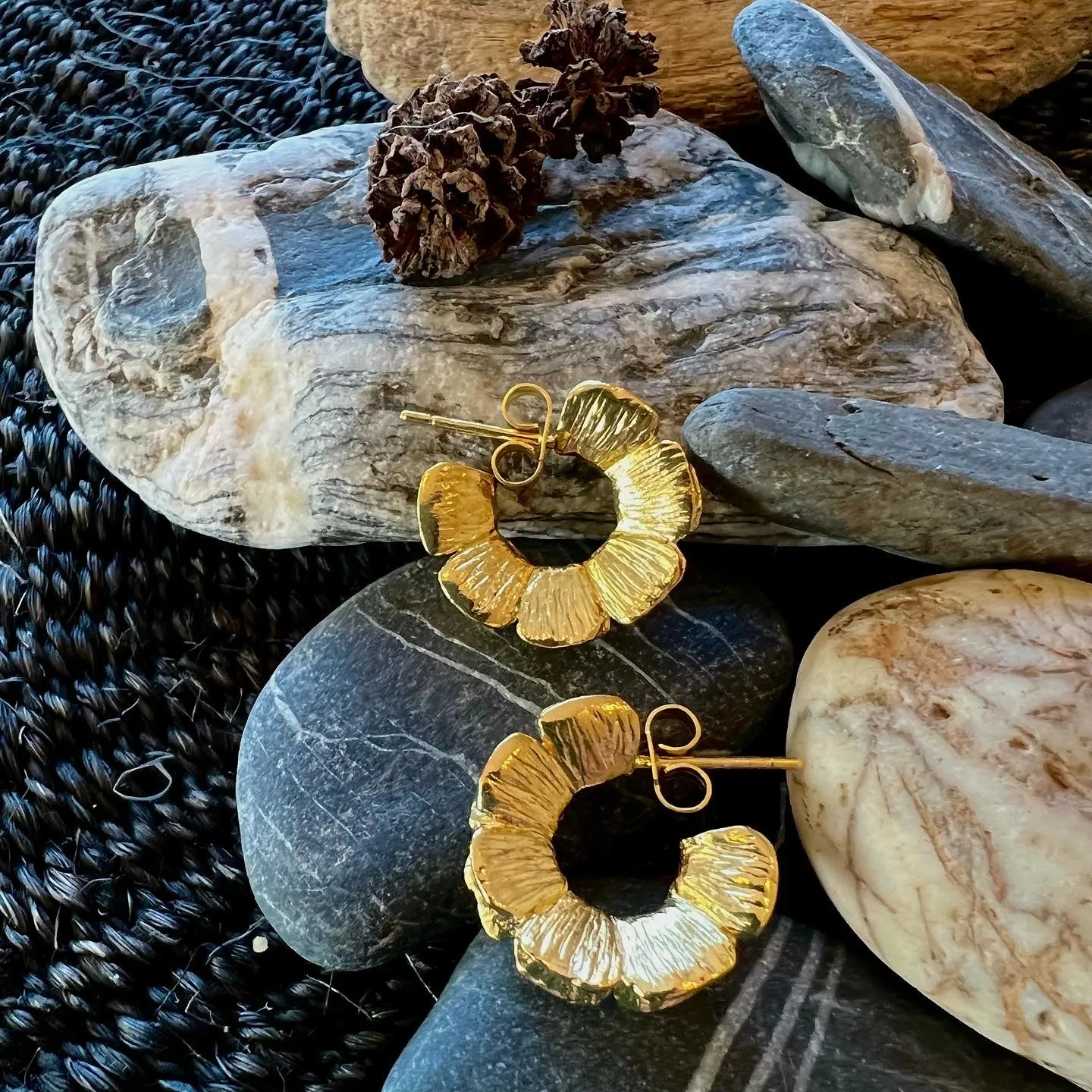 Primrose Garland Hoop Earrings - Botanic Jewellery