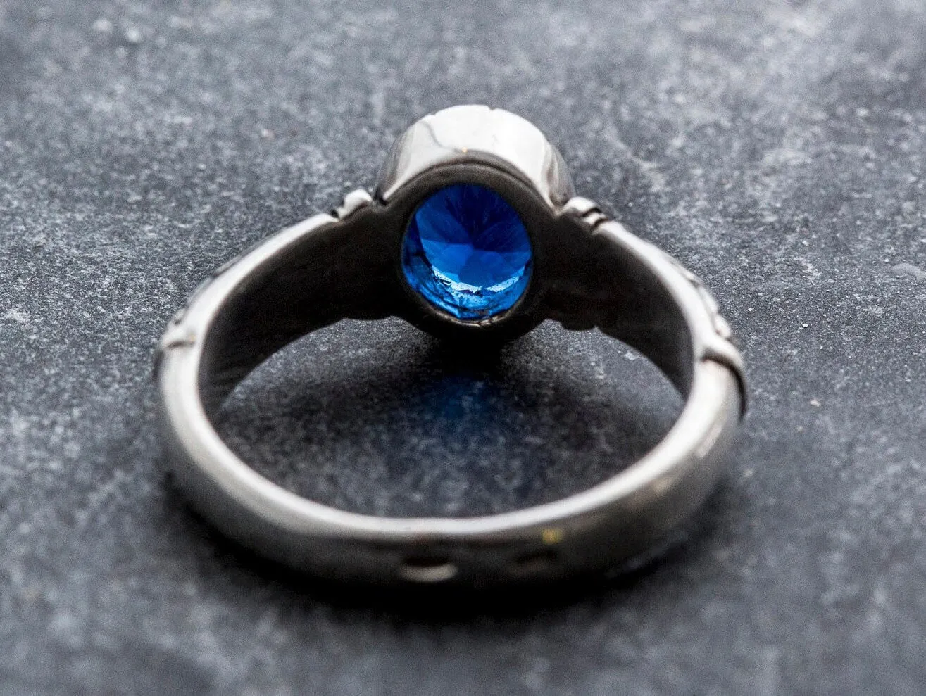 Sapphire Boho Ring - Blue Oval Ring - Solitaire Sapphire Ring